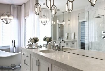 Łazienka w stylu glamour: Elegancki i stylowy projekt